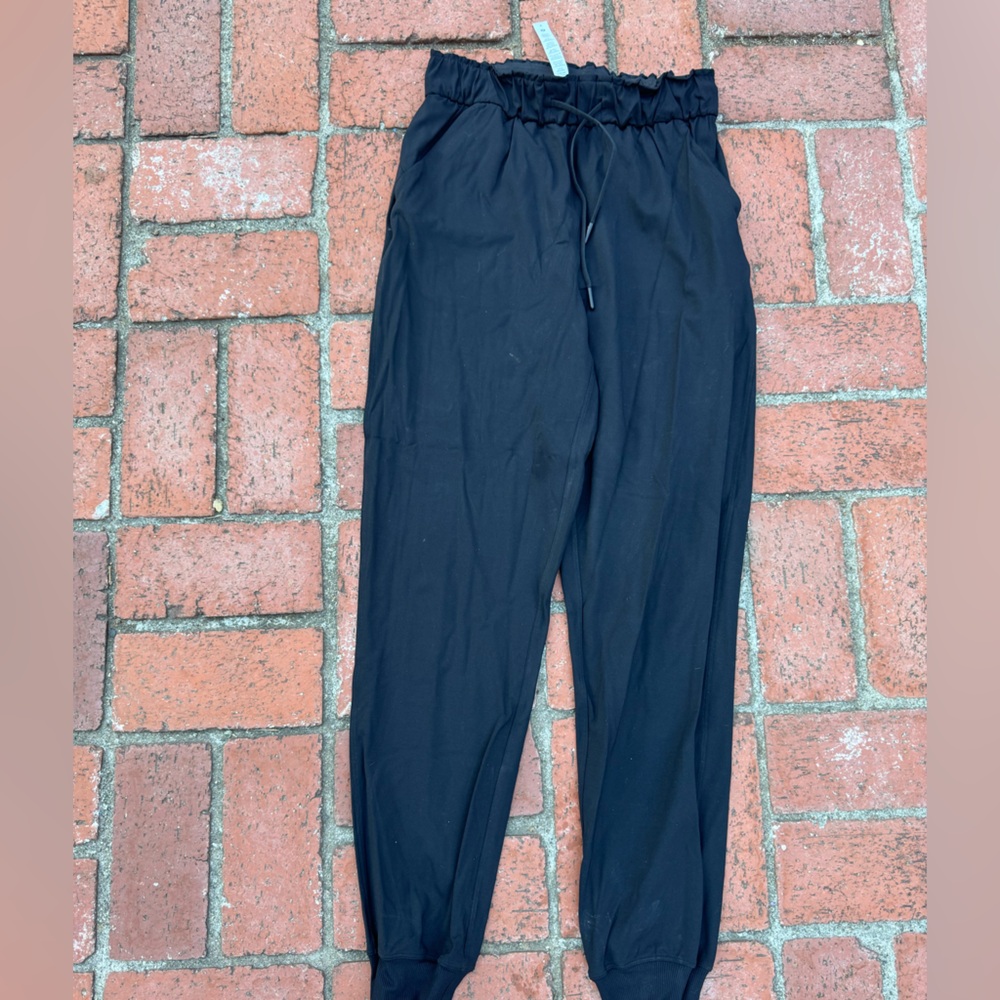 Stretch High-Rise Jogger, Full Length. Size 4.